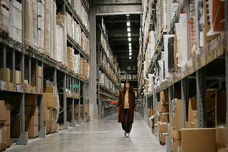 woman wearing on corridor thumbnail