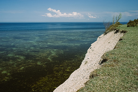 Cliff on Saaremaa thumbnail
