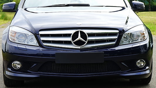 black Mercedes-Benz vehicle thumbnail