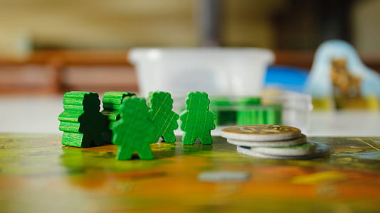 green minifigures thumbnail