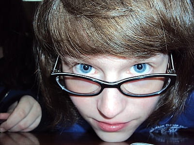 man taking selfie with eyeglasses thumbnail
