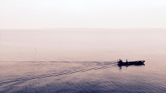 Boat on the lake in Suzhou, China thumbnail