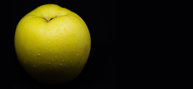 Pears in black background thumbnail