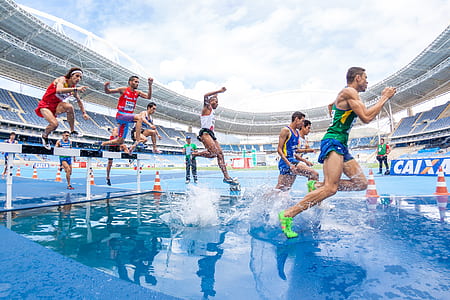 group of person playing running thumbnail