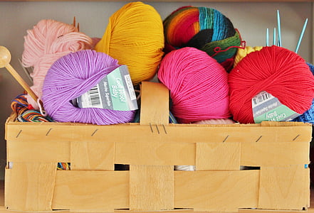 multicolored tread on top of basket thumbnail