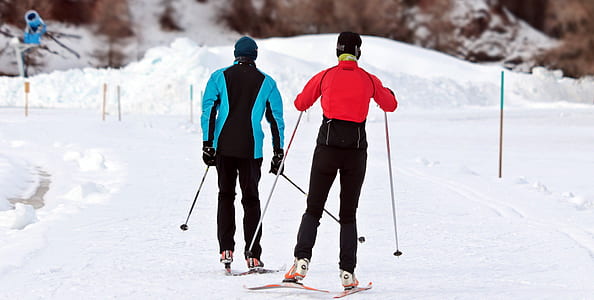 red ski outfit thumbnail