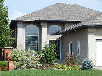 concrete house with garden frontyard thumbnail