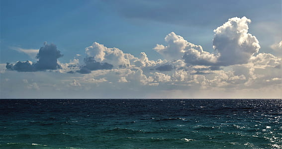 ocean under gray clouds thumbnail