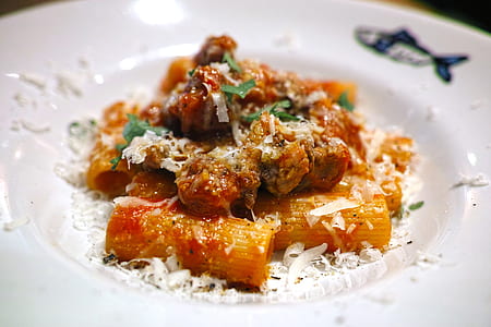 cooked pasta on plate thumbnail