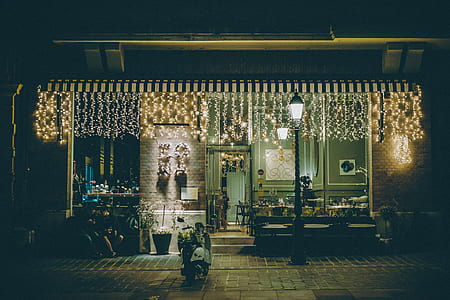 white string lights thumbnail