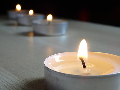 four tealight thumbnail
