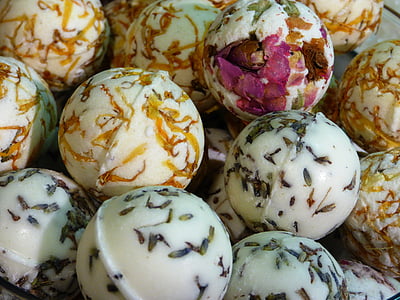 white chocolate and vanilla candies thumbnail