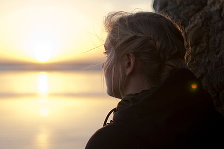 woman wearing black hoodie thumbnail
