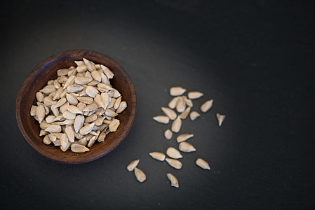 Sunflower Seeds, Cores thumbnail
