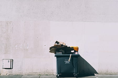 garbage bin outside thumbnail