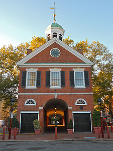 Head House Square in Philadelphia. Pennsylvania thumbnail