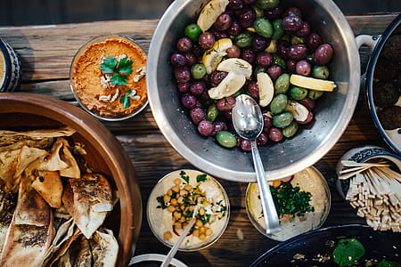 Traditional Middle Eastern lamb kofta dinner thumbnail