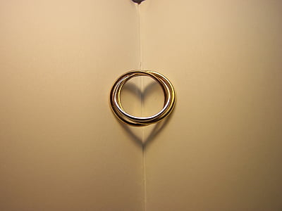 three silver-colored rings thumbnail