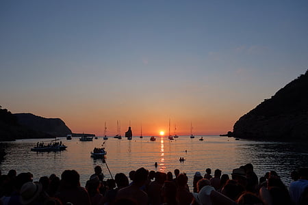 sunset over the horizon thumbnail