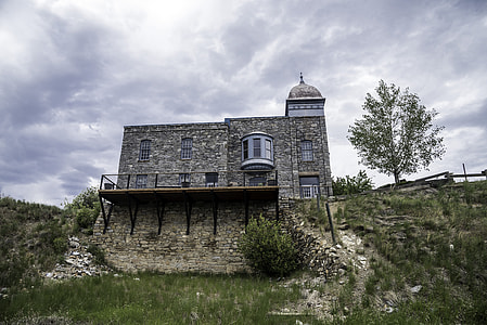 Full view of stone Building in Helena thumbnail