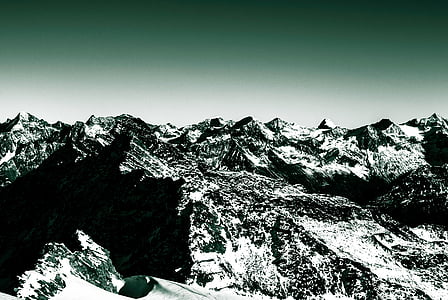 landscape photography of snowy mountain thumbnail