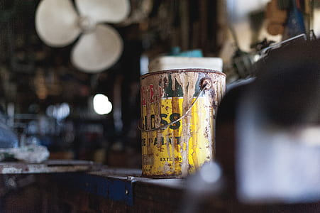 selective focus photo of paint bucket thumbnail