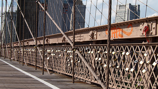 Brooklyn Bridge, New York thumbnail
