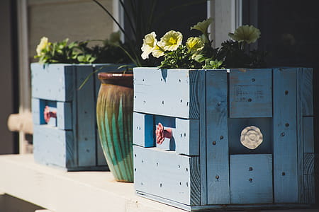 Two Blue Wooden Pots thumbnail