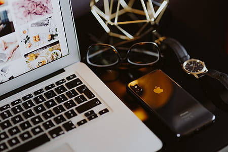 Elegant home office with golden accessories thumbnail