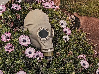 beige and black full face gas mask thumbnail
