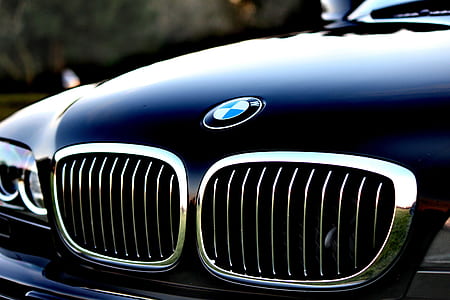 blue BMW E-Series thumbnail