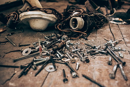 shallow focus photography of screws, bolts, and nails thumbnail