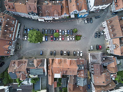 aerial view photography of parking lot thumbnail