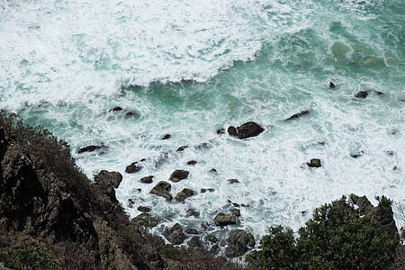 sea waves on rock thumbnail