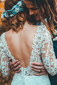 bride and groom dancing together thumbnail