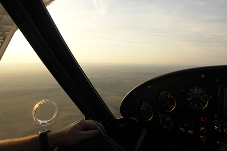 Aircraft, Cockpit thumbnail