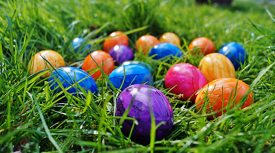 assorted-color ball lot thumbnail