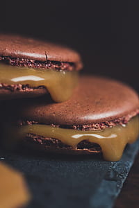 chocolate cookie filled with caramel thumbnail