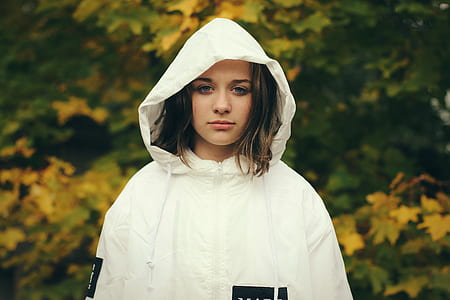 woman in white hooded jacket photo thumbnail
