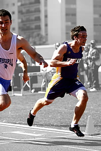 two men running thumbnail