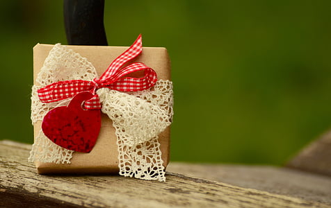 macro shot of brick with ribbon thumbnail