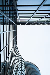 photo of curtain wall building thumbnail
