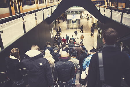 people on stairs thumbnail