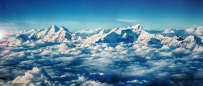 person showing snowy mountain thumbnail