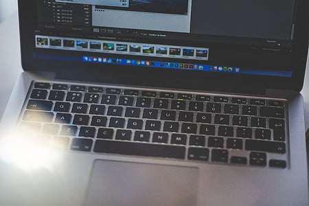 turned-on MacBook Pro thumbnail