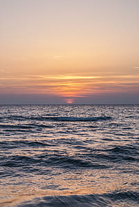 body of water phoot thumbnail