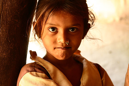 girl with ring on nose thumbnail