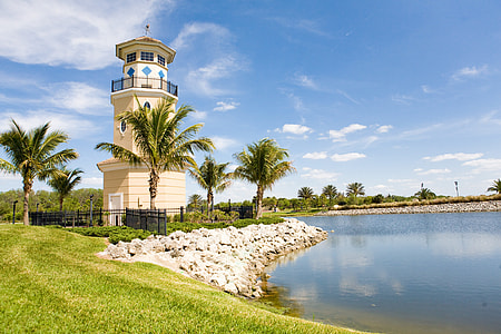 white lighthouse thumbnail