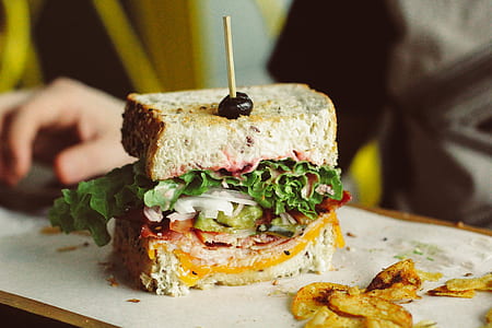 sandwich on table thumbnail