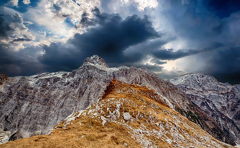 mountains and clouds thumbnail